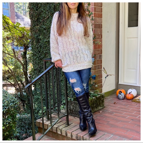 Absolutely Fabulous Soft and Comfy Rainbow Speckled sweater - Picture 7 of 9